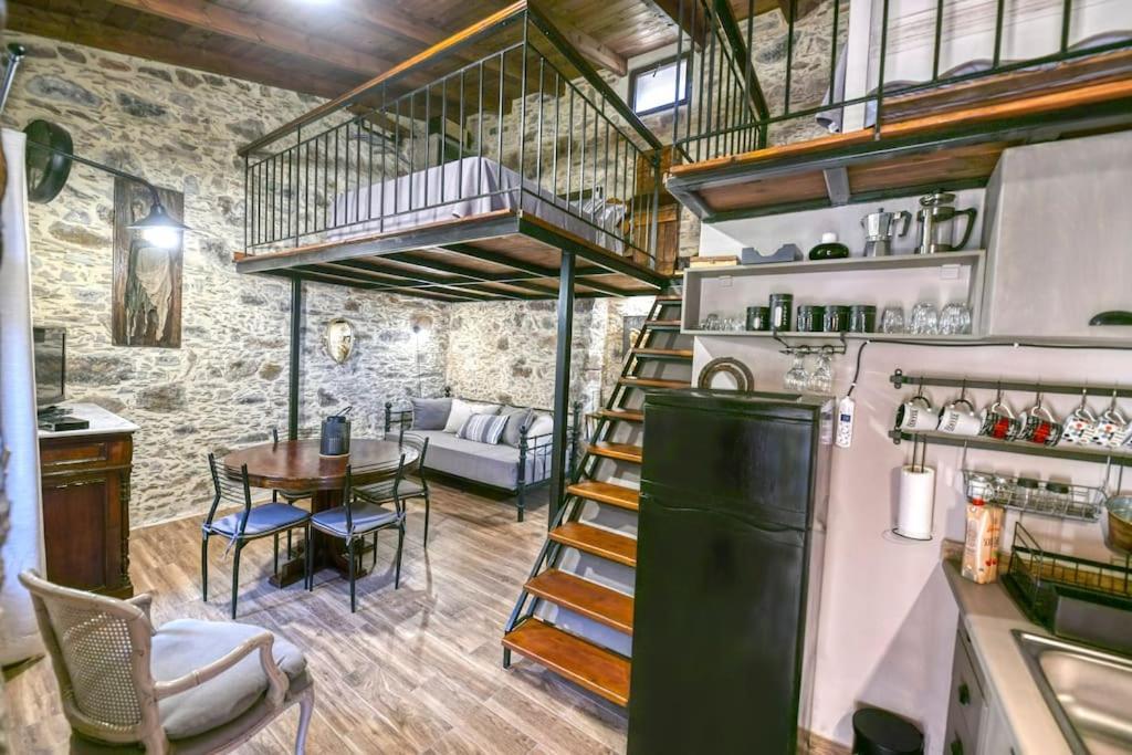 Pefkopetro Loft Villa Ханя Екстериор снимка